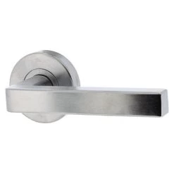 Lockwood VSR2-29A Velocity Privacy Lever Set On Small Round Rose - Satin Chrome Brushed